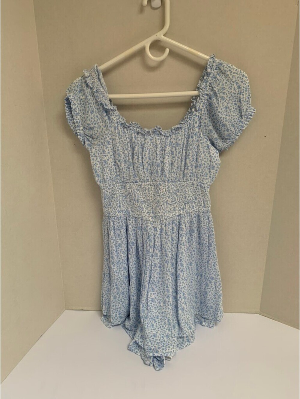 Hollister Blue Ditzy Floral Smocked Milkmaid Romper Dress Skort Size Medium